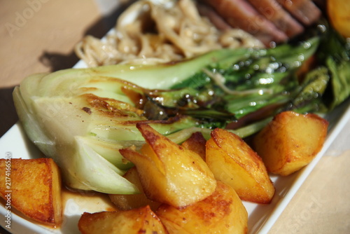 фотографія Iberico duck breast with pak choi enoki mushrooms and potatoes