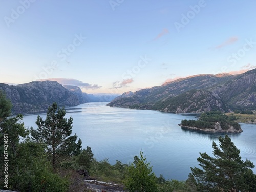 Obraz na płótnie Longavatnet fjord