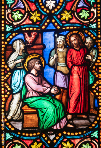 фотографія Stained glass window depicting the Denial of Saint Peter the Apostle