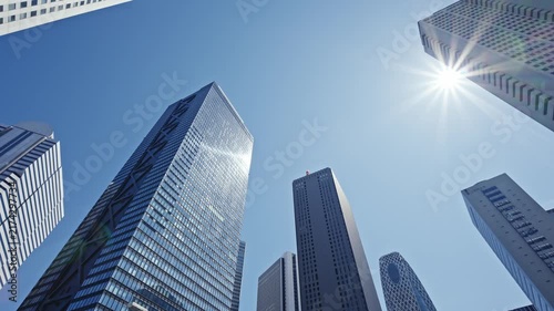 高層ビル　青空