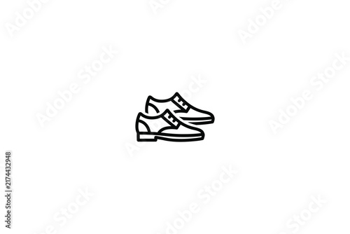 Minimalist outline icon representing a pair of formal dress shoes.