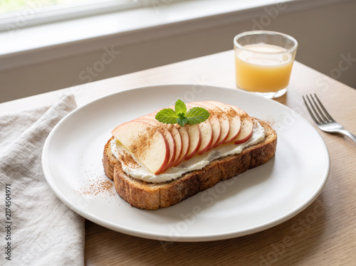 Apple cinnamon toast with cream cheese and juice
