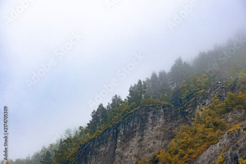 Foto A beautiful nature and town mix in the Geiranger village