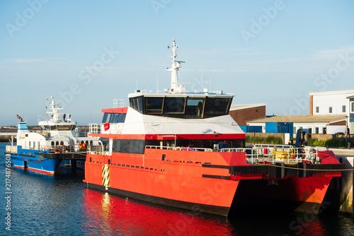 Konstfotografi Offshore Wind Park Crew Transfer Vessels Lay Off, Wind Farm Maintenance And Cons