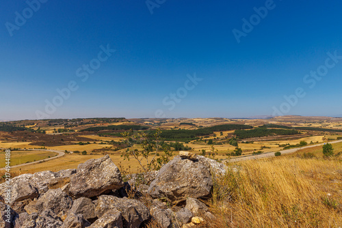 Canvas Print Vast rolling hills and golden fields near the Alto Pass