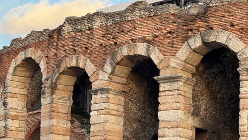 Obraz na płótnie Detail of stone arches and brick facade of Verona Arena in Italy