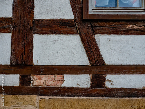 Schäden an einem historischen Fachwerkhaus
