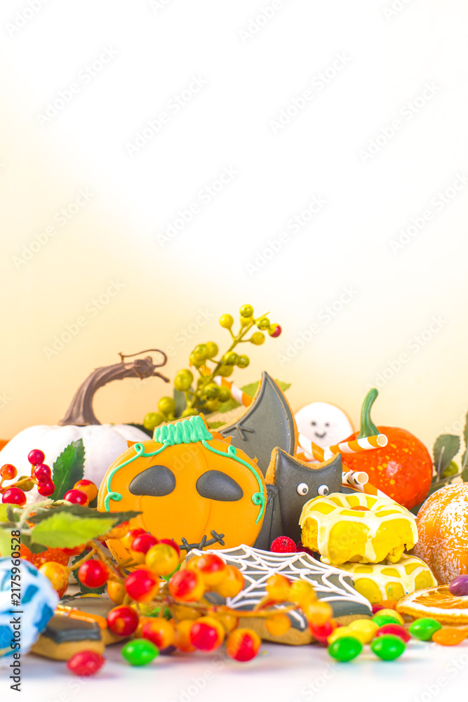 Naklejka premium Happy Halloween greeting card background