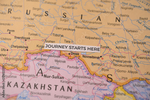 Foto Journey Starts Here on Omsk Map Close Up Travel Planning and Destination Discove