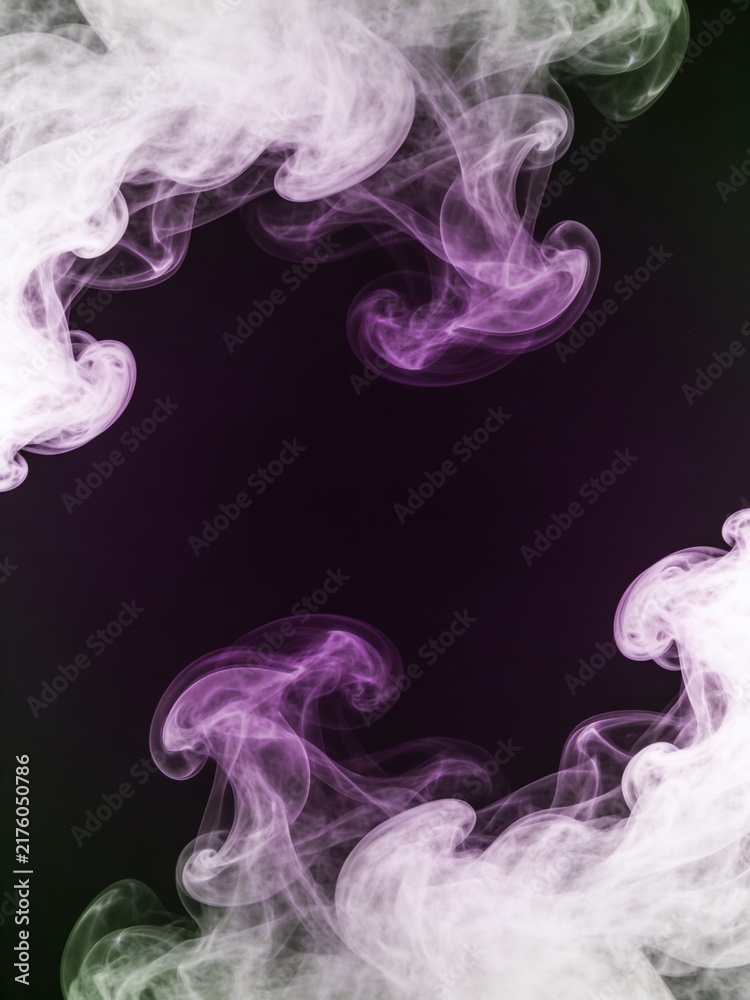 Obraz premium Halloween purple green background with Wisps of white smoke curl on the sides, wizardly, magical, witchy mood