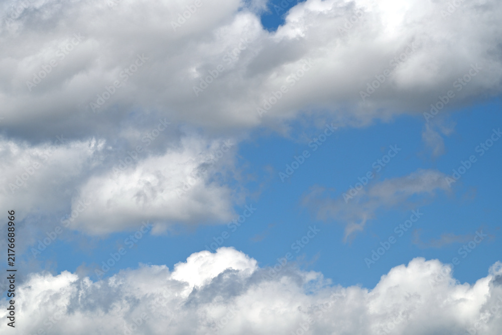 Obraz premium Partly Cloudy Sky