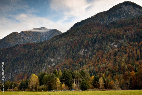 Canvas Print Autumn in Slovenian mountains.