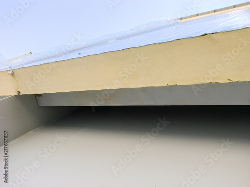 Construction of a modern warehouse using insulated sandwich panels