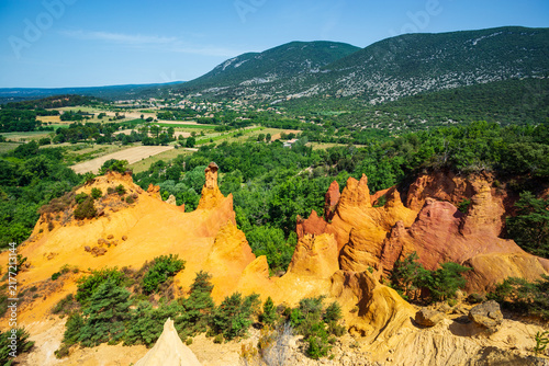 Canvastavla Vue du Colorado provençal, lieu d'extraction de l'ocre, dans le département du V