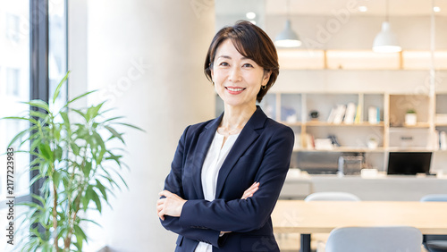 Obraz w ramie アジア人女性シニアマネージャーのイメージ03