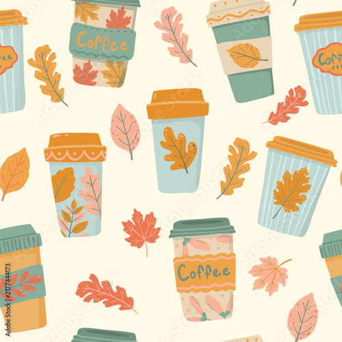 Autumn coffee cups and falling leaves seamless pattern on milk background. Flat folk art vector wallpaper with takeaway mugs and interspersed fall foliage for Thanksgiving cafe fabric print.