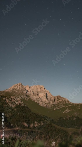 timelapse of the mountain landscape in the night