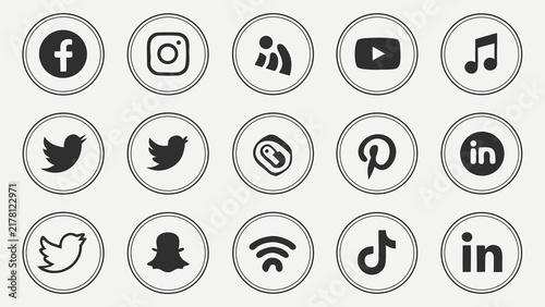 Create a set of 15 social media icons for digital marketing and online branding