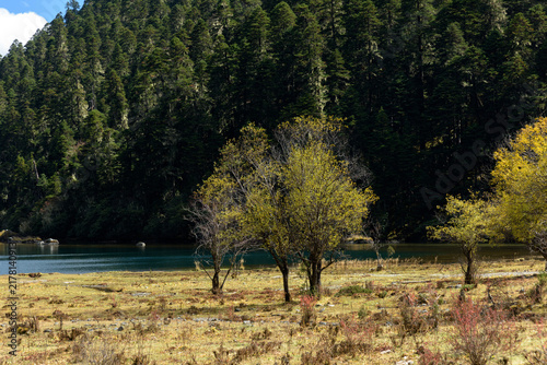 Beautiful View of Wudi Hu or Bottomless Lake, Unseen in Shangri-La.
Located in Gesha Town, not far from Shangri-La in Yunnan Province, visit this hidden lake nestled amidst mountains and pine forests.