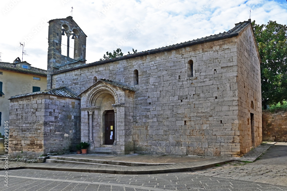 Obraz premium San Quirico d'Orcia, the Church of Santa Maria Assunta, Siena, Val d'Orcia, Tuscany, Italy