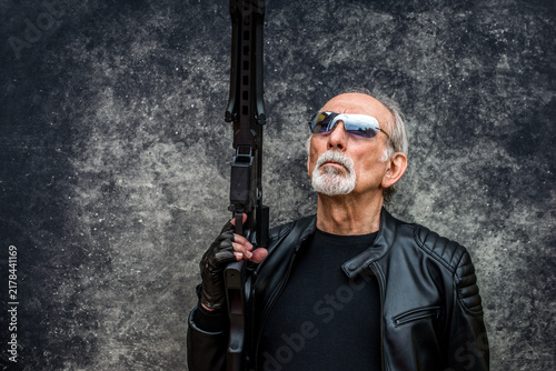 Fotografie Eccentric senior man portrait