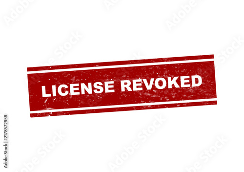 фотографія Red license revoked warning badge with white text isolated on transparent backgr