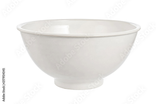 Фотография Simple white ceramic mixing bowl with a smooth glossy finish is isolated on a cl
