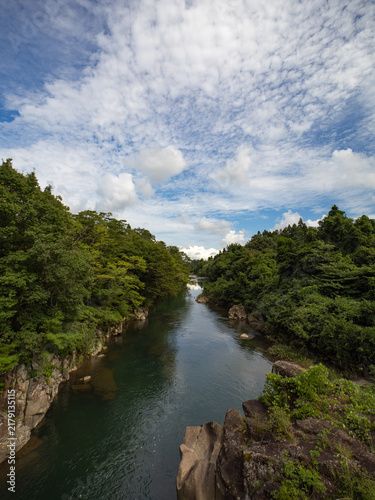 夏の厳美渓