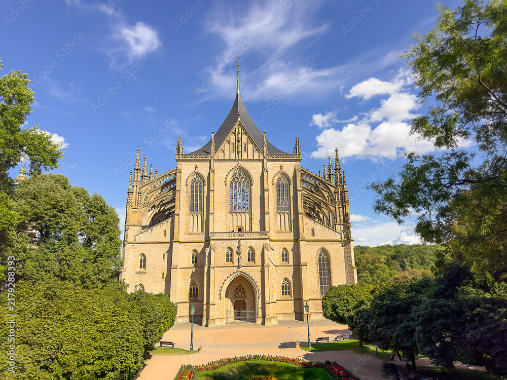 Obraz premium St Barbara Cathedral Kutna Hora Czechia Gothic tourism travel excursion holiday weekend architecture history site Europe