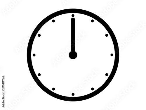 Fotografie 0時を示すシンプルなアナログ時計のアイコンイラスト素材