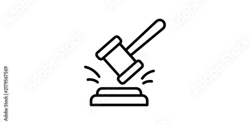 фотографія Black outline judge gavel icon representing justice and legal systems