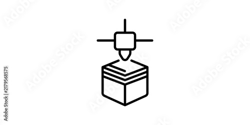 Canvastavla Three dimensional printer head extruding plastic layers for a cube