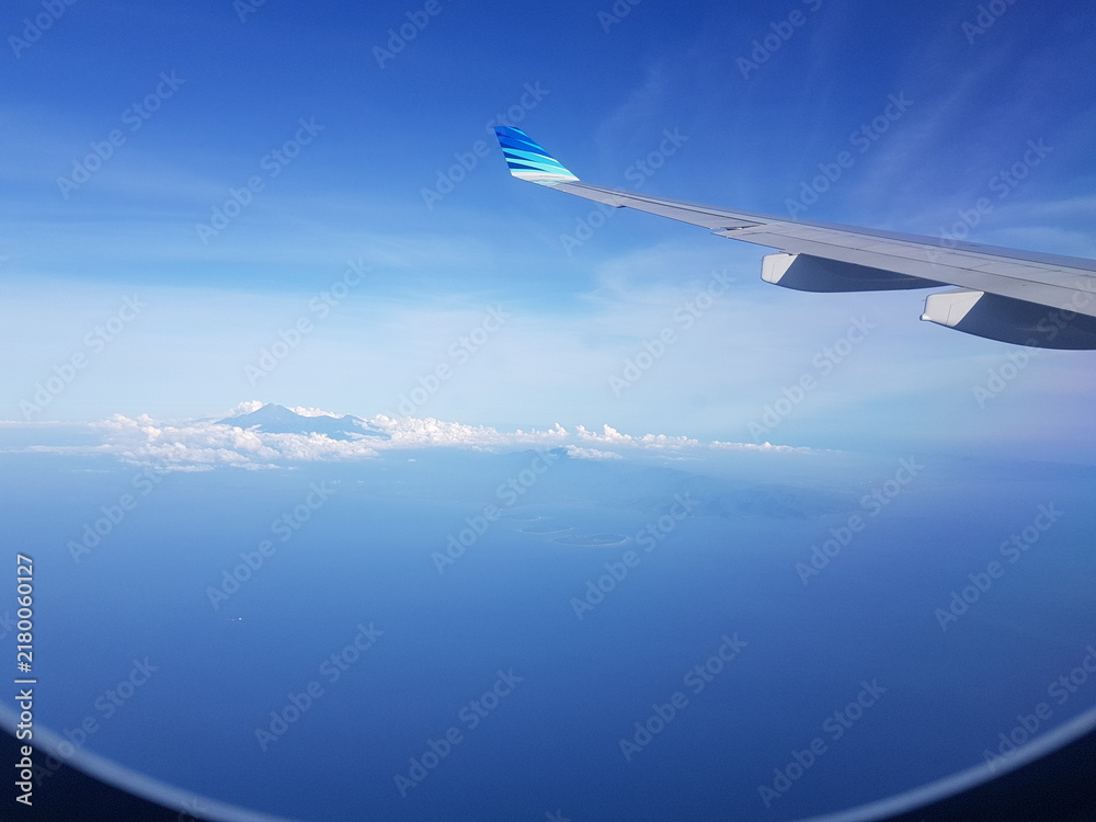 Naklejka premium view from airplane window