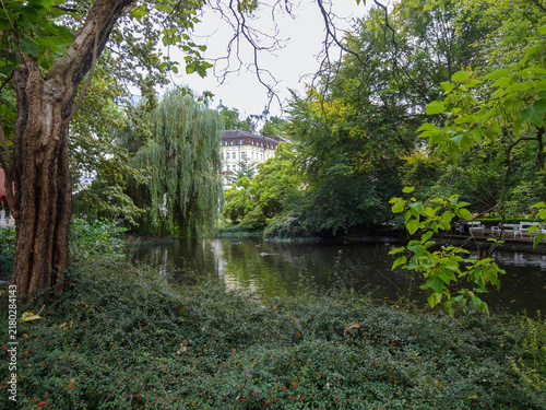 Fotografie Dvorak Park pond in Karlovy Vary