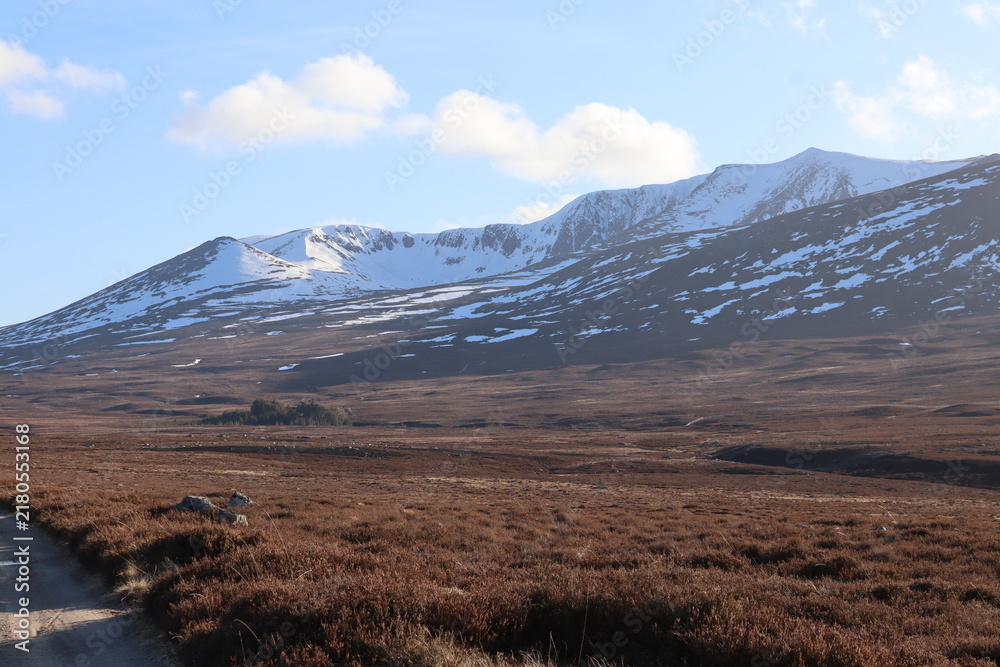 Fototapeta premium Scotland Cairngorms lochnagar