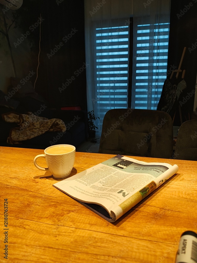 Obraz premium old book and glasses