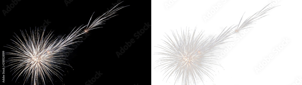 Obraz premium Stunning white fireworks explosion with trails of light, captured in a dynamic burst against a contrasting black background isolated on transparent background