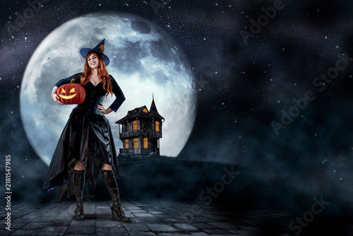 Foto Witch on Halloween