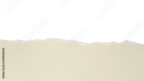 Cartón rasgado de color crema