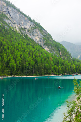Quadro su tela Mountain lake in blue and green colors close up