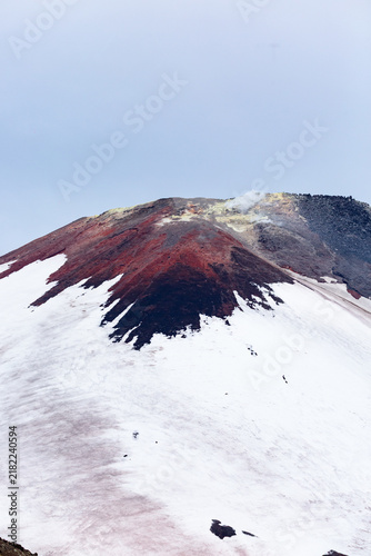 Obraz na płótnie avachinsky volcano with active fumarola