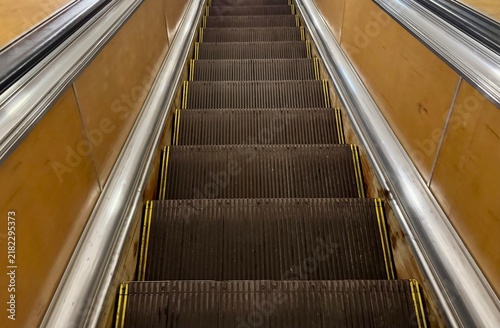 escalator in the airport