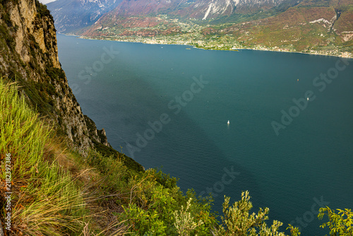 Tignale am Gardasee aus der Vogelperspektive in Italien, Europa