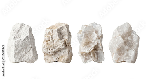 Foto White raw crystal stones and calcite minerals, isolated on transparent backgroun