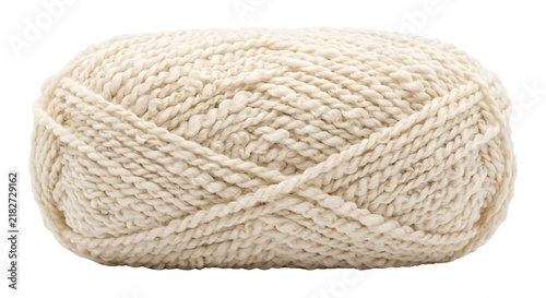Obraz na płótnie Oval skein of chunky off-white wool yarn for crochet