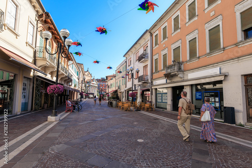 Cuadro en lienzo San Dona di Piave con vista sulla Chiesa del Duomo - Venezia