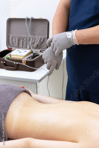 Fotografie Bioenergetic massage to improve blood circulation
