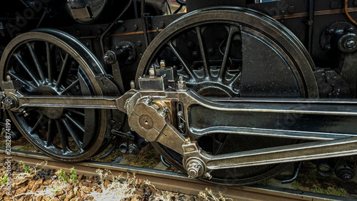 Foto Large Spoked Wheels and Connecting Rod of Steam Locomotive