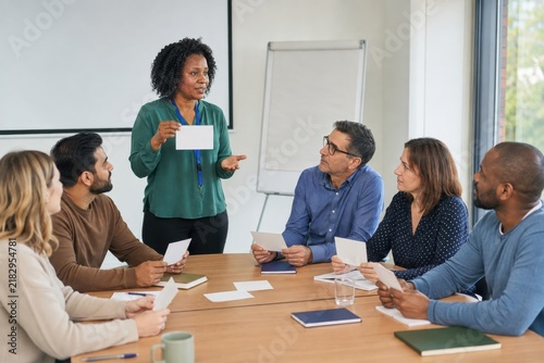 Tapety artystyczne HR Safeguarding Training