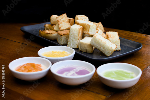 Thai Steam Breads with Colorful Custards